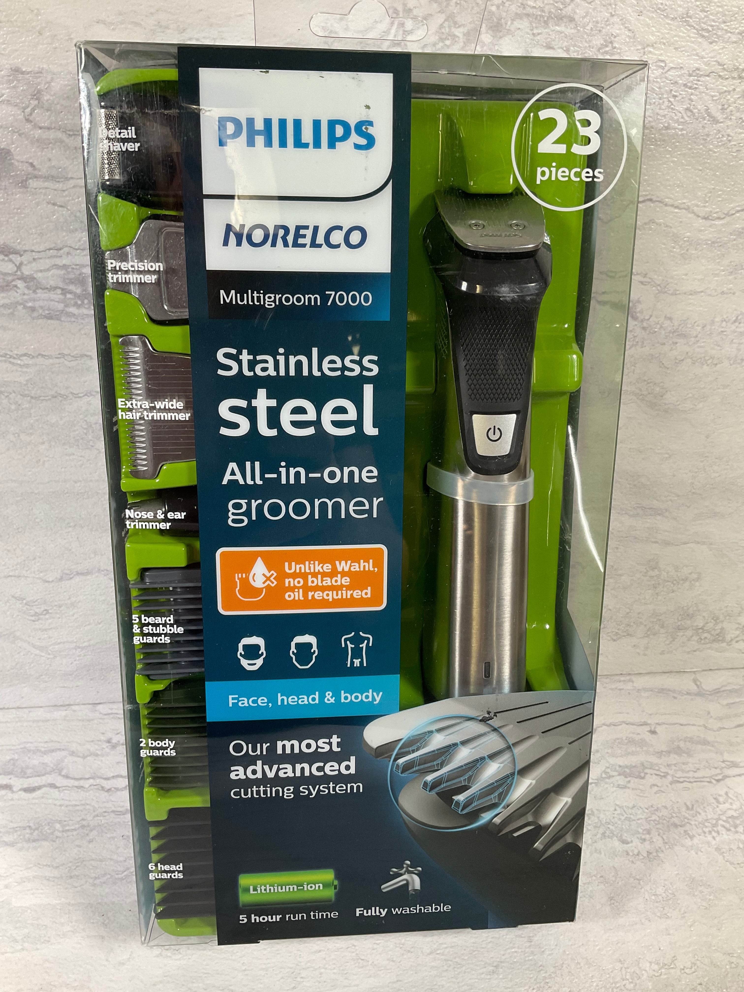 Philips Norelco Multigroom Series 7000 23 Piece Mens Grooming Kit (6958220804279)